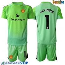 Maglie da calcio Manchester United Altay Bayindir #1 Portiere Terza Maglia Bambino 2025-26 Manica Corta + Pantaloni corti)
